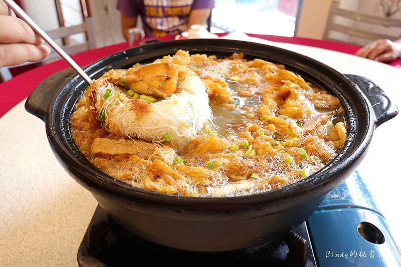 炸魚米粉湯 炸魚米粉湯
